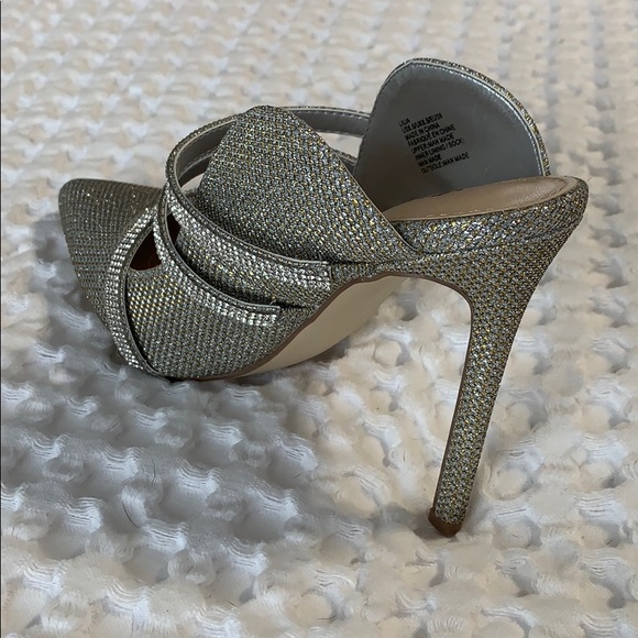 Lilia Mule Strap Pump - Picture 2 of 5